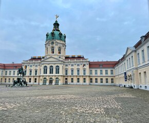 Fototapeta premium the royal palace