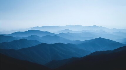 Obraz premium A bird's-eye view of a mountain range