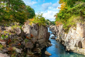 【岩手県一関市】伊達政宗が愛した奇岩が連なる絶景・厳美渓