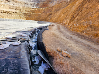 Installation process of geosynthetics in industry and mining