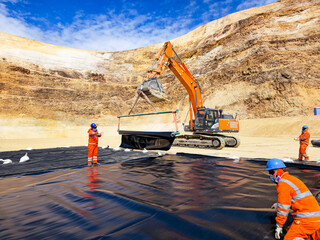 Installation process of geosynthetics in industry and mining