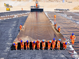 Installation process of geosynthetics in industry and mining