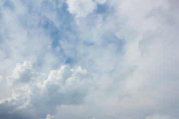 
It's a white sky full of puffy clouds