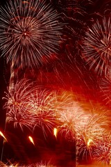 夜空を彩る　きれいな打ち上げ花火