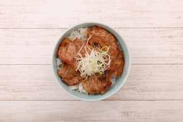 豚丼