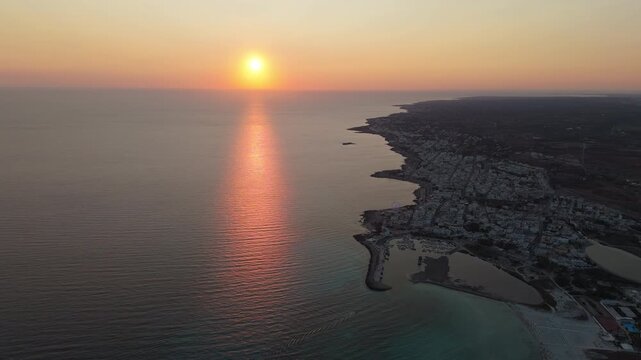 Torre San Giovanni is renowned for its long white beaches of incredible beauty and quality combined with a particularly light blue and transparent sea with shallow waters for very long stretches