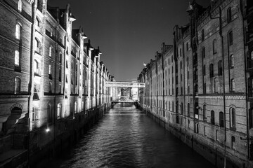 Fototapeta premium Pont en noir