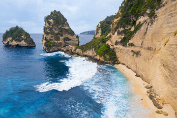 the diamond beach, Penida, Indonesia