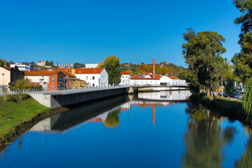 Obraz premium Portugal Tomar city view on a sunny autumn day