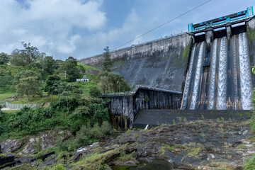 Solaiyur Dam, nestled in Tamil Nadu's verdant landscapes, is a serene reservoir known for its scenic beauty. Surrounded by lush hills, it provides water for irrigation and supports local biodiversity.