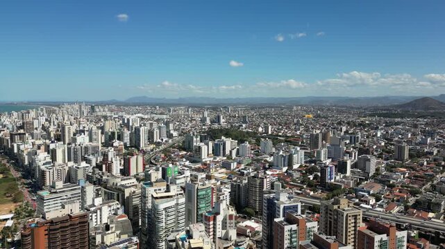 Imagem a&eacute;rea da cidade de Vila Velha, cena da praia da costa, vista do convento da penha, subida da 3&ordf; ponte e praia de itaparica.