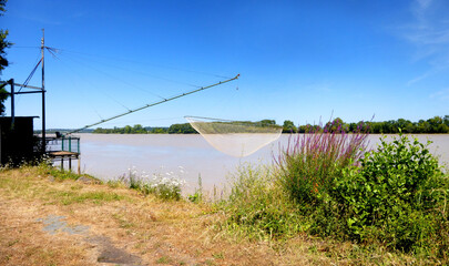 Carrelet fishing is an ancestral fishing technique that consists of catching fish using a net. The 