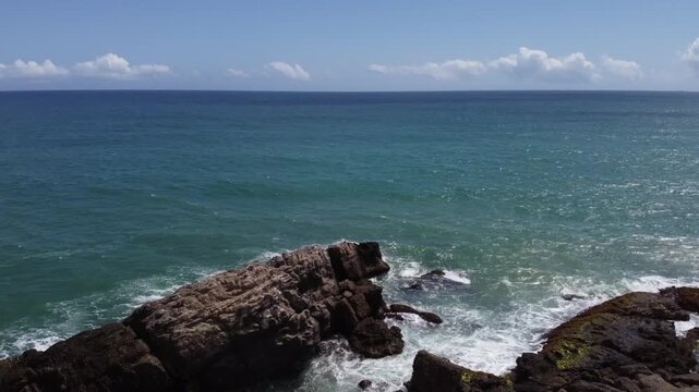 Mar Caribe de Venezuela en la Playa Mono Manso de Chuspa en las Costas de la Guaira