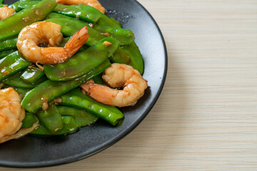 Stir-Fried Green Peas with Shrimp