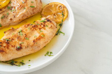 grilled chicken with butter, lemon and garlic