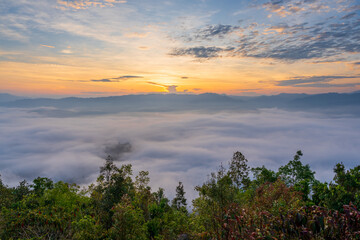 Fototapeta premium The scenery of a sea of clouds over the mountains in Yala Province, Thailand