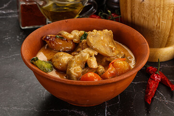 Thai Tom yum soup with chicken