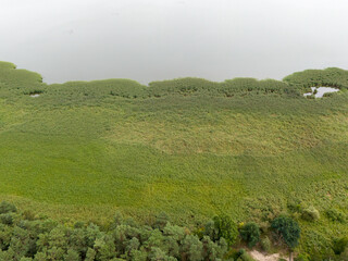 Morze Bałtyckie, Mierzeja Wiślana. Widok z lotu ptaka na plaże, morze i wydmy. © hunter76