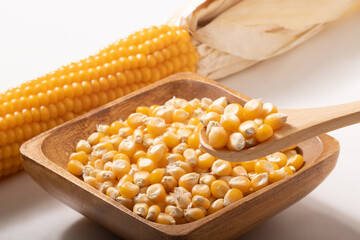 ポップコーン（乾燥とうもろこし）