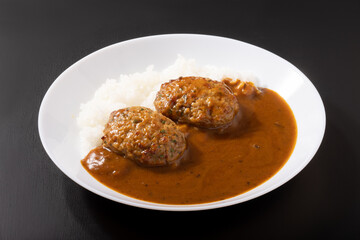 鶏つくねハンバーグ　カレー