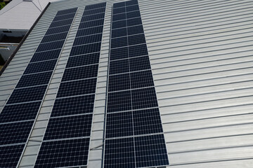 Solar cells on the roof, save the power