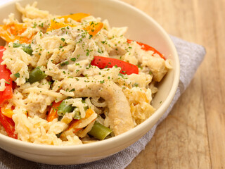 Creamy rice with chicken breast, mushrooms, pepper and green beans.