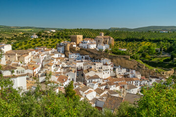 Fototapeta premium The beautiful village of Setenil de las Bodegas, Provice of Cadiz, Andalusia, Spain.