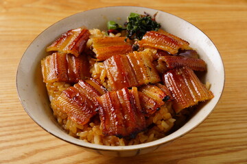 穴子丼