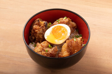 唐揚げ丼