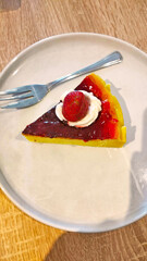 slice of bread with strawberry