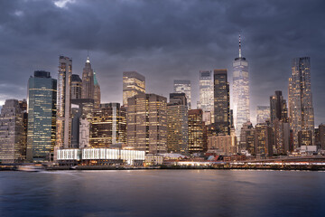 Obraz premium NewYork city skyline at Night, New York, United States of America