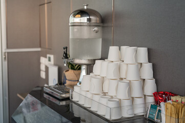 Zone for placing equipment for organizing meeting breaks, such as glasses, coolers, cold water, hot water, tea, coffee, etc.