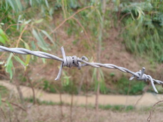 Efficient Barbed Wire for Enhanced Security