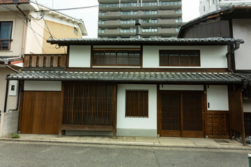 京町屋、京都の古い一軒屋、日本の和風建築、京都の木造建築
