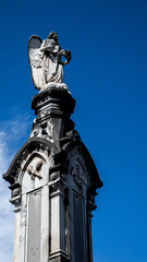 Cementerio estatua