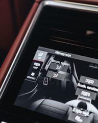 Luksusowe auto wnętrze  © Kuba