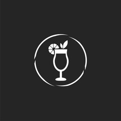  Alcohol cocktails drinks icon isolated on black background 