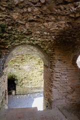 Obraz premium Durres,Albania, August 7,2024:inside the amphitheater of the city of Durres, the largest Roman amphitheater in the Balkans