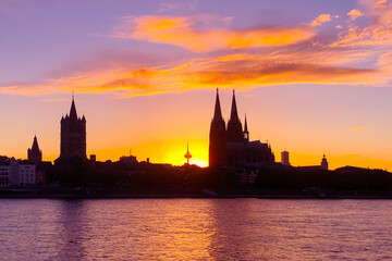 Kölner Skyline Sonnenuntergang