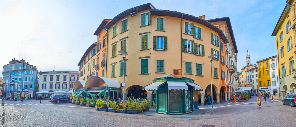 Sticker Panoramic view of Piazza Pontida, Bergamo, Italy