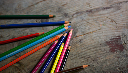 Pencil colors for a nice back to school in autumn