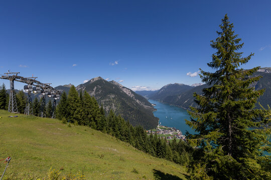 Panoramablick auf den Achensee