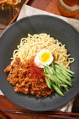 ジャージャー麺