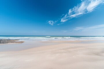 Cabines de bain multicolores alignées sur la plage déserte de Berck-plage au petit matin. Beautiful simple AI generated image in 4K, unique.