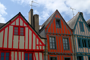 Maisons à colombages colorées de la ville de Vannes