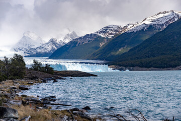 Obraz premium Perito Moreno glacier and Lake Argentina panorama in Patagonia, Argentina 