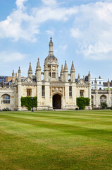 Fototapeta premium Gatehouse containing the porters' lodge for King's College. University of Cambridge. United Kingdom