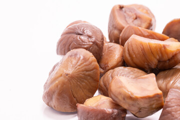 皮を剥いた甘栗