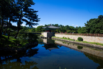 Obraz premium 동궁과 월지의 여름 전경