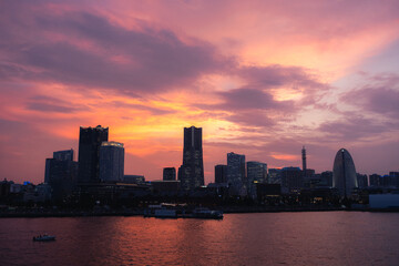 Fototapeta premium 夕焼けのみなとみらい